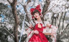 巫女小姐姐cos,穿越时空的神秘魅力